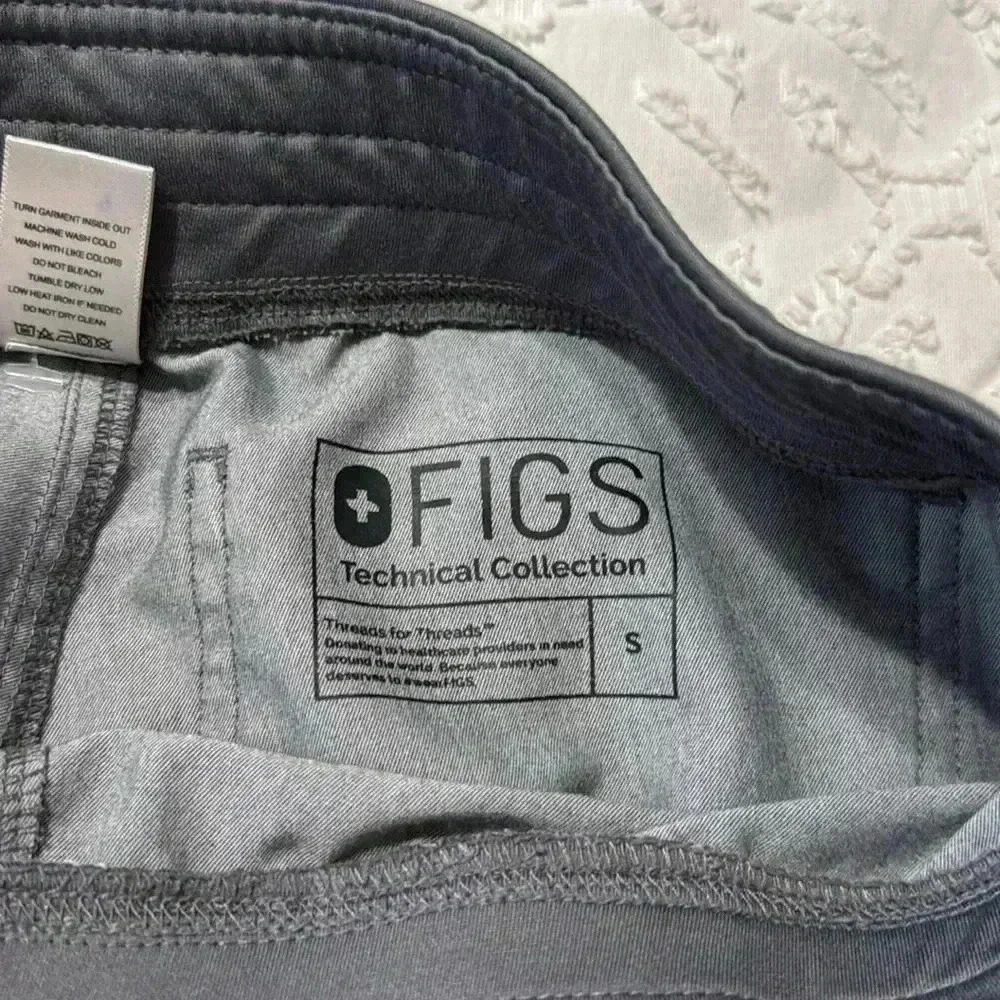 Figs Technical Collection Gray Drawstring Scrubs … - image 6